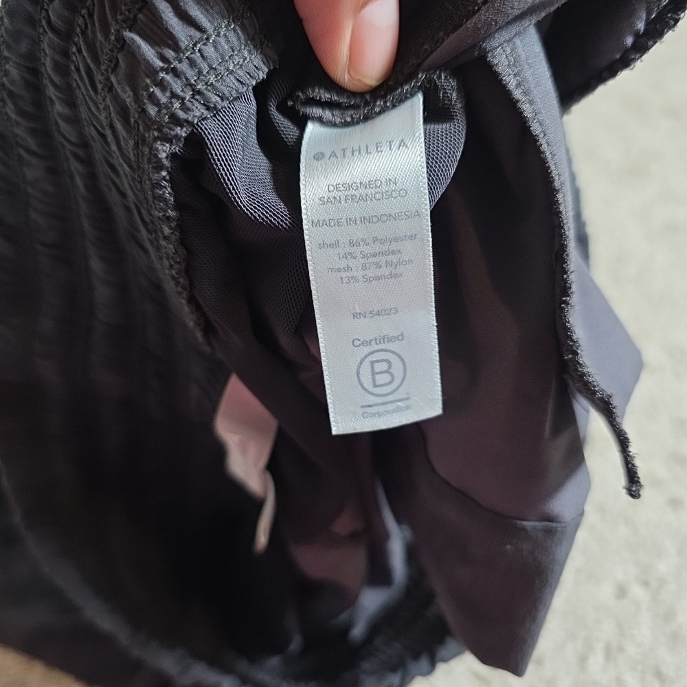 Athleta Camden Printed Shorts Womens 2 Green Lined Running Athletic Zip Pockets - Picture 4 of 9